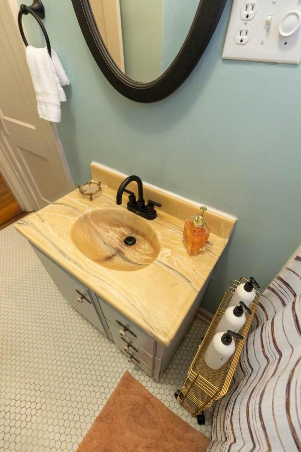 Historic Revival Midtown Memphis Duplex 64 Yes Pets Fast Wifi Free Parking Villa ภายนอก รูปภาพ
