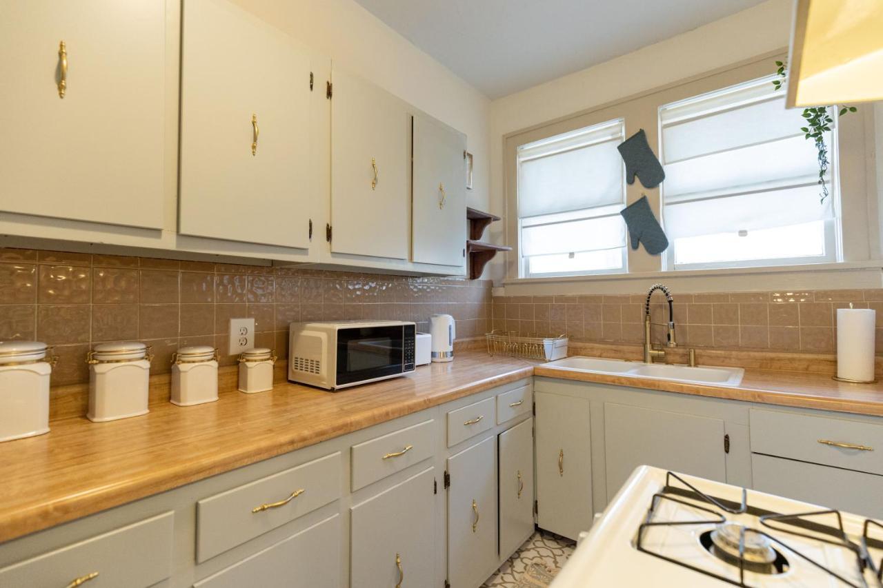 Historic Revival Midtown Memphis Duplex 64 Yes Pets Fast Wifi Free Parking Villa ภายนอก รูปภาพ