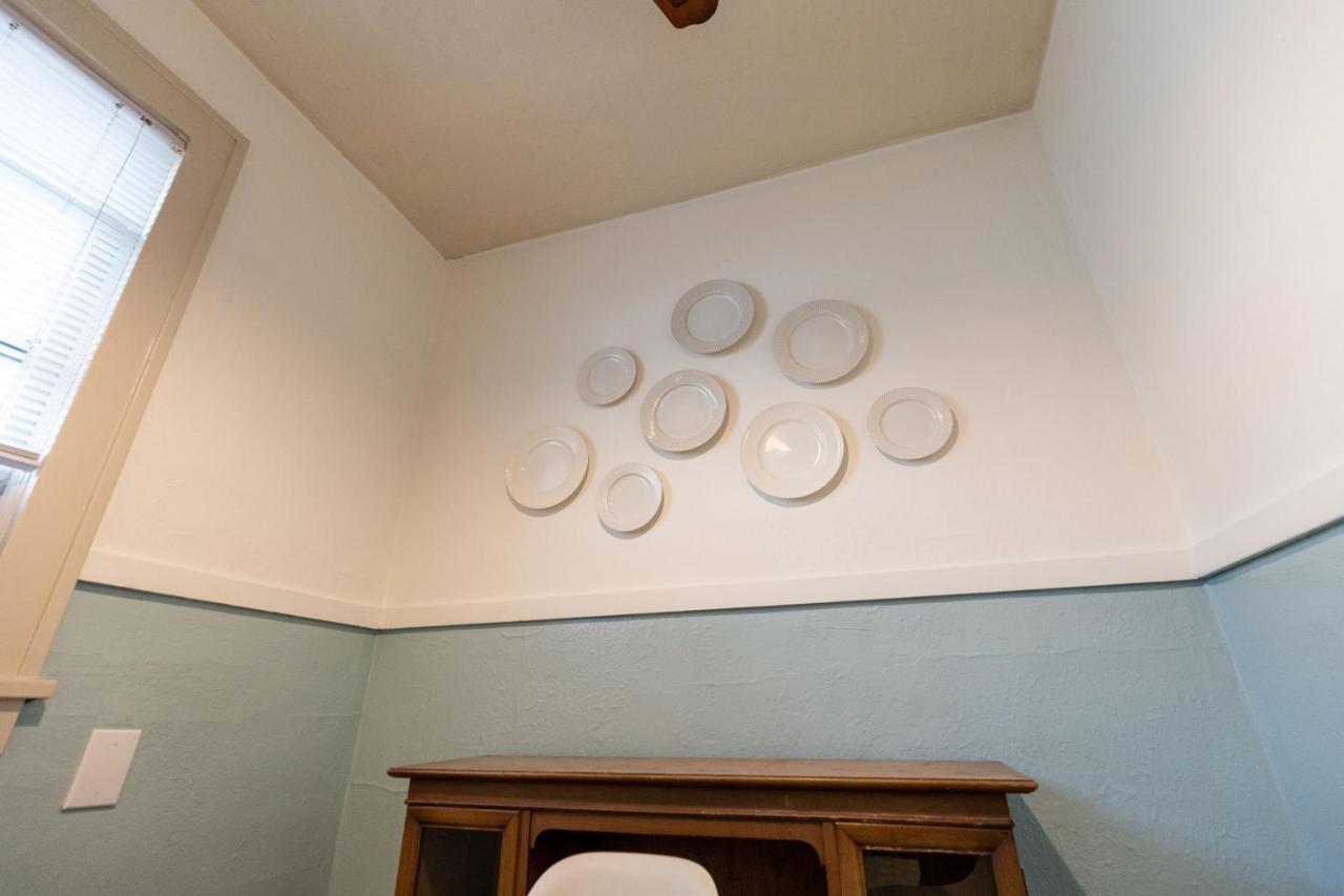 Historic Revival Midtown Memphis Duplex 64 Yes Pets Fast Wifi Free Parking Villa ภายนอก รูปภาพ